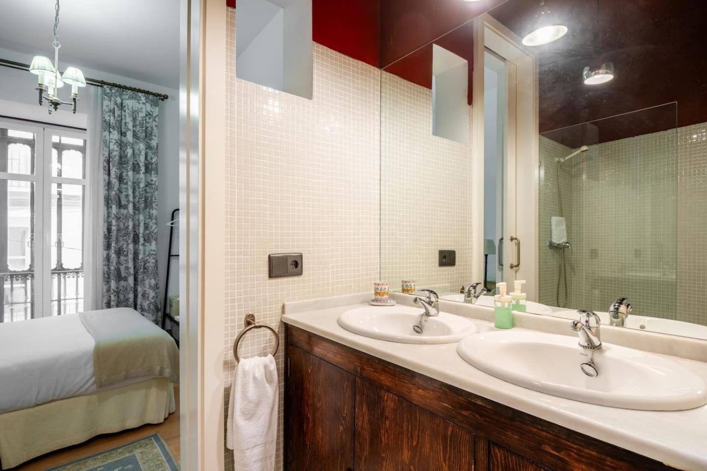 Komodo Sierpes: Bright & Classy Central Apartment إشبيلية المظهر الخارجي الصورة