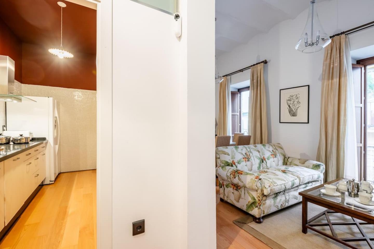 Komodo Sierpes: Bright & Classy Central Apartment إشبيلية المظهر الخارجي الصورة