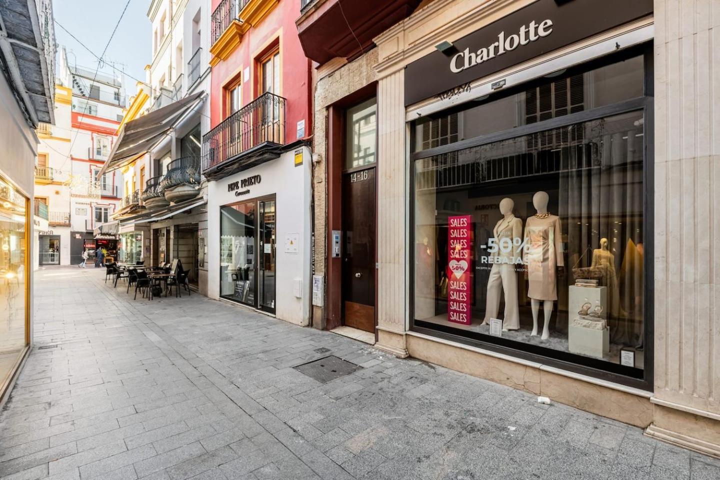 Komodo Sierpes: Bright & Classy Central Apartment إشبيلية المظهر الخارجي الصورة